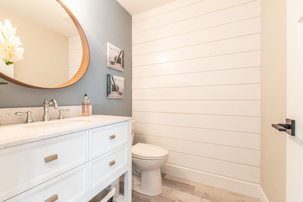Beautiful Half Bathroom 