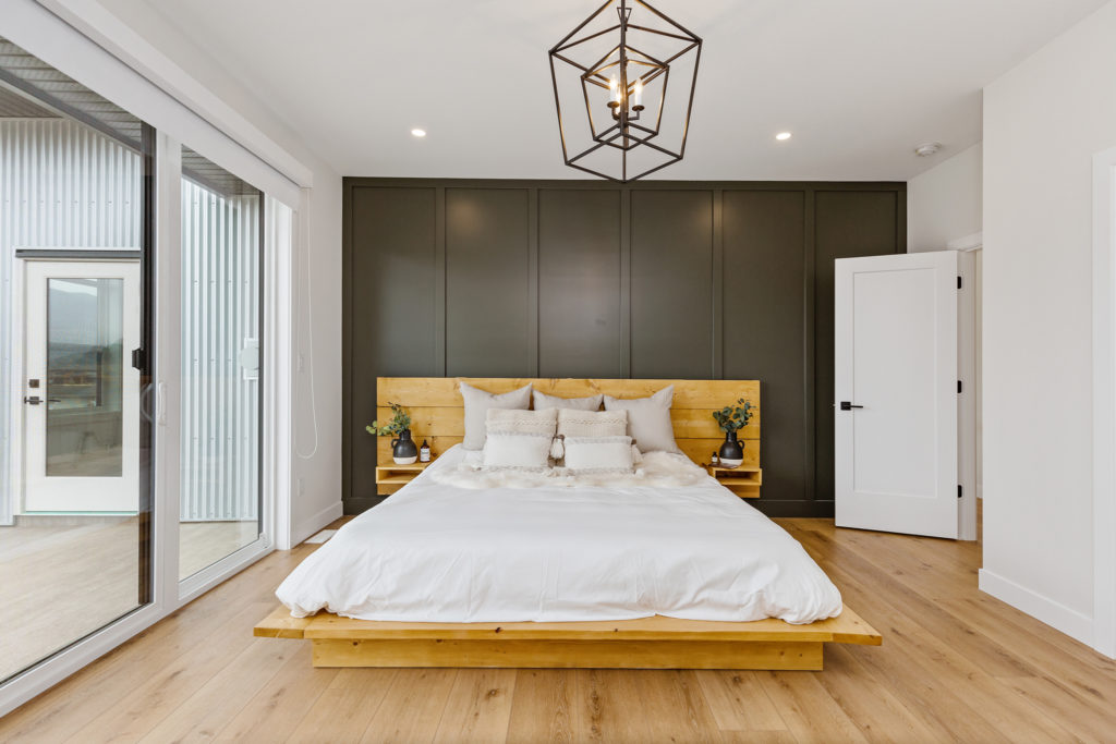 Dramatic Walls - Interior Design
